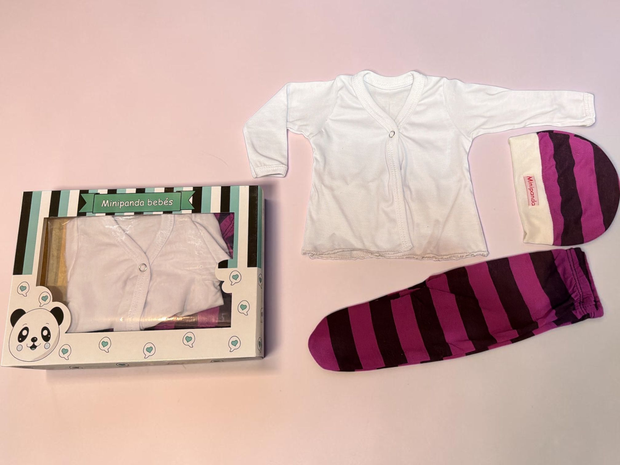 Set en caja Mini Panda NENA (Batita M/L, Medio oso y gorro) OFERTA
