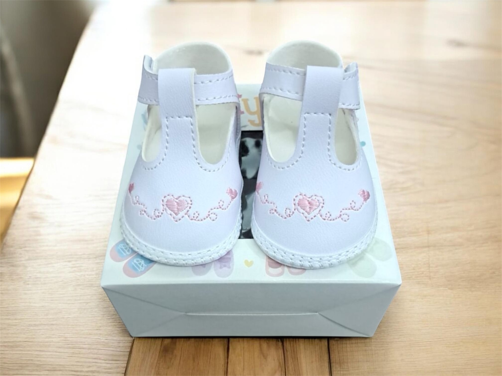 Guillermina de badana bordada GyD (suela dura) Art.203 T.14 al 17