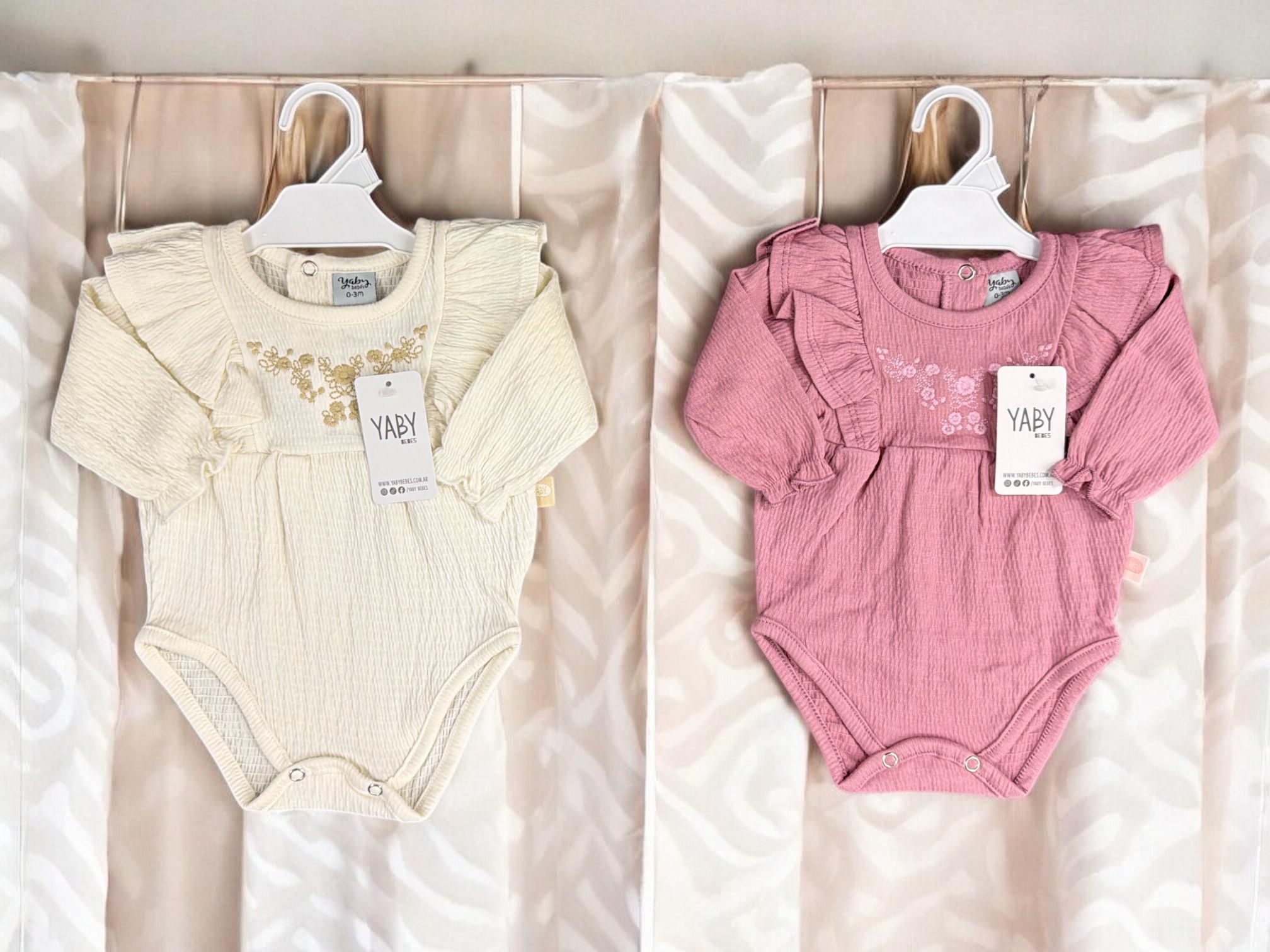 Body Bambula con volados “Yaby” T.(0-3/3-6/6-9/9-12/12-18 meses) Art.26112