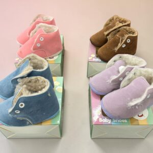 Botita gamuza forrada en corderito “Rockitos” T.(14 a 17) Surtida de colores