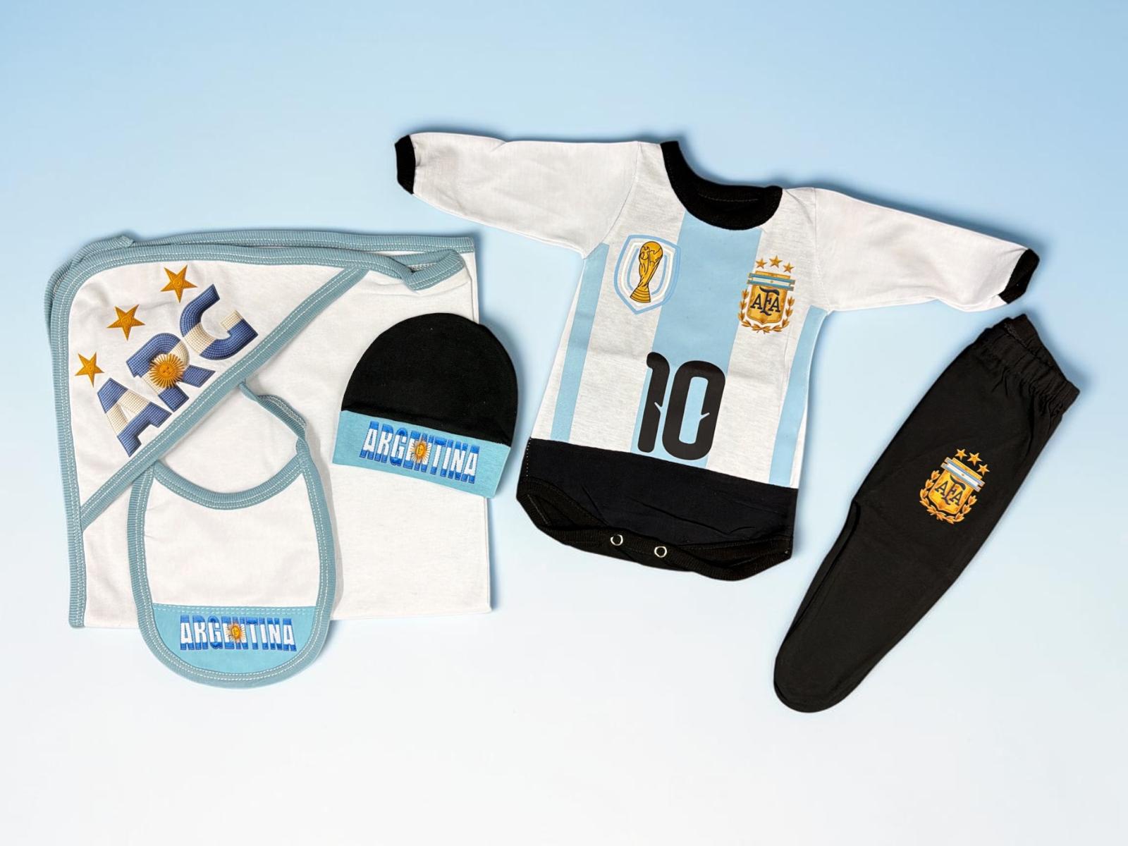 Set 5 Piezas “ARGENTINA” (Manta, body, medio oso, babero y gorro) OFERTA